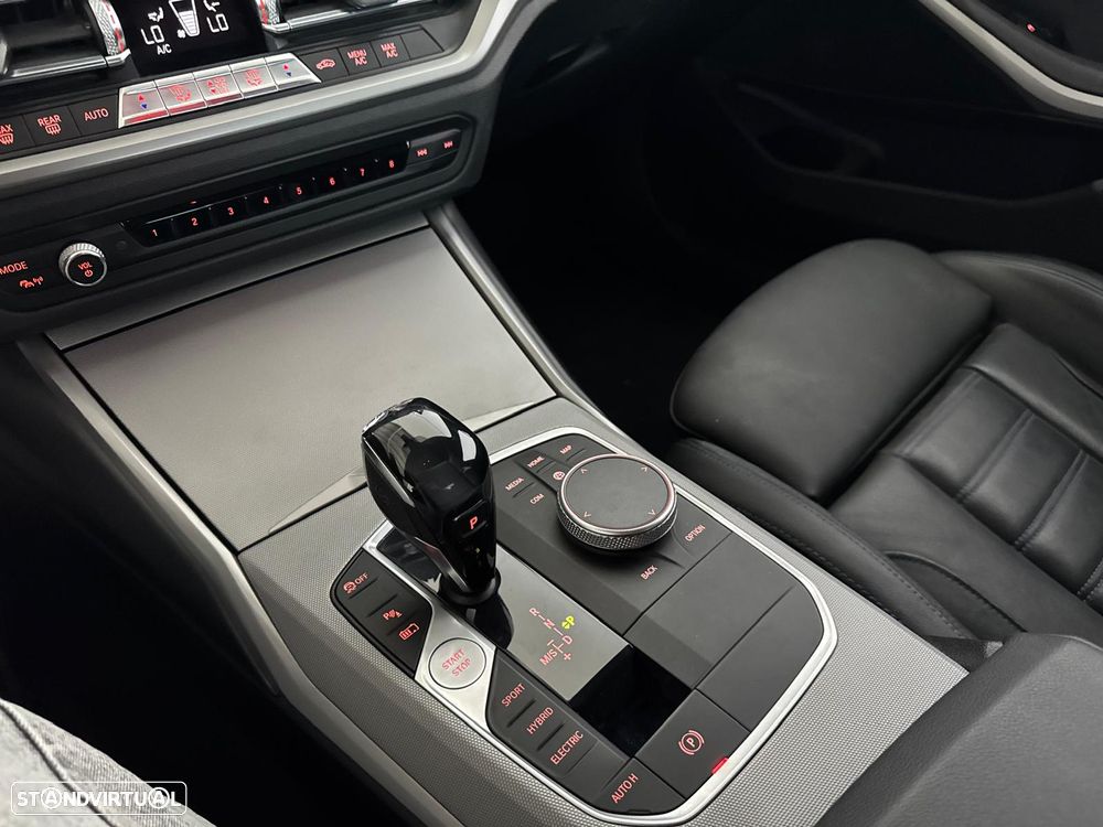 BMW 330 e Pack M Auto - 17