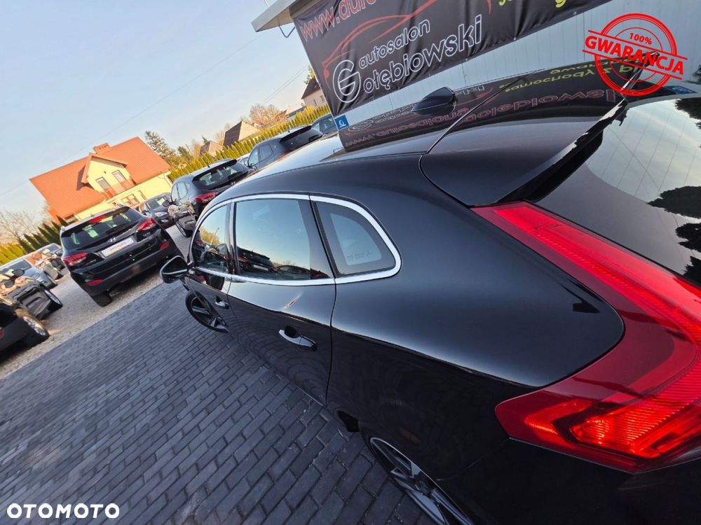 Volvo V40 D2 Drive-E R-Design Kinetic - 25