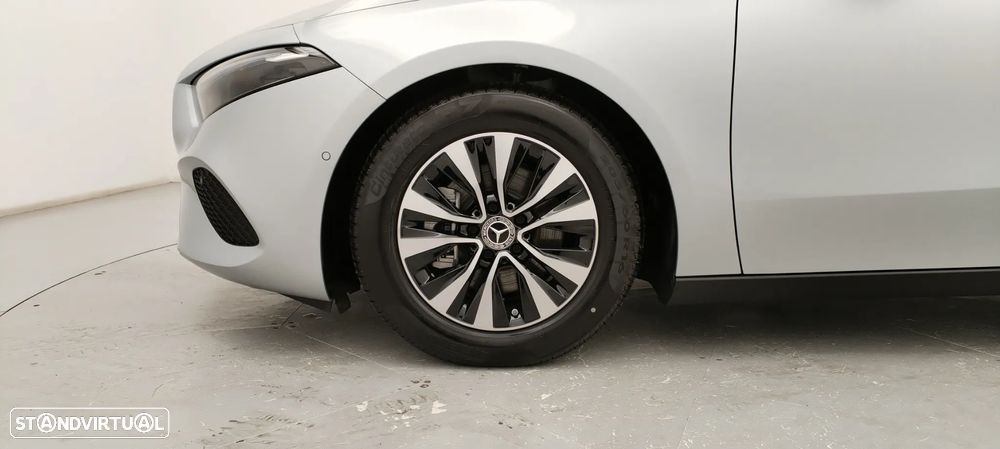 Mercedes-Benz A 200 Standard - 17