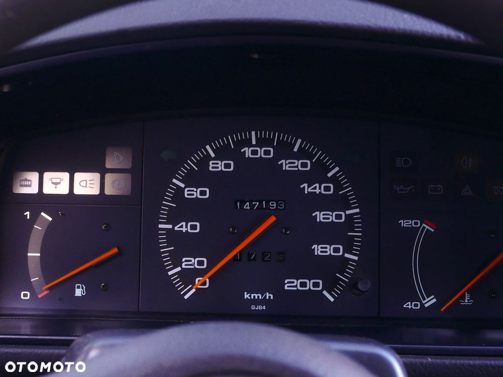 Mazda 626 2.0 D LX - 10