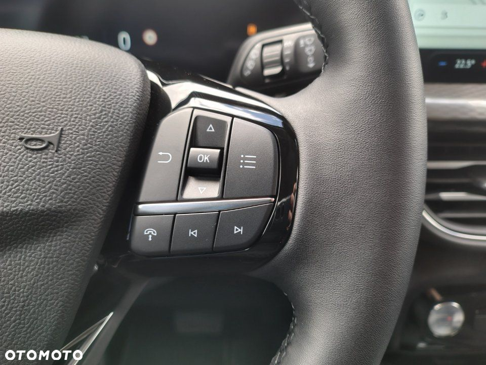 Ford Kuga - 13