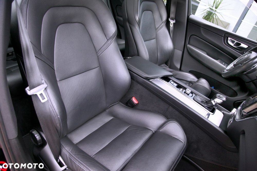 Volvo XC 60 - 19
