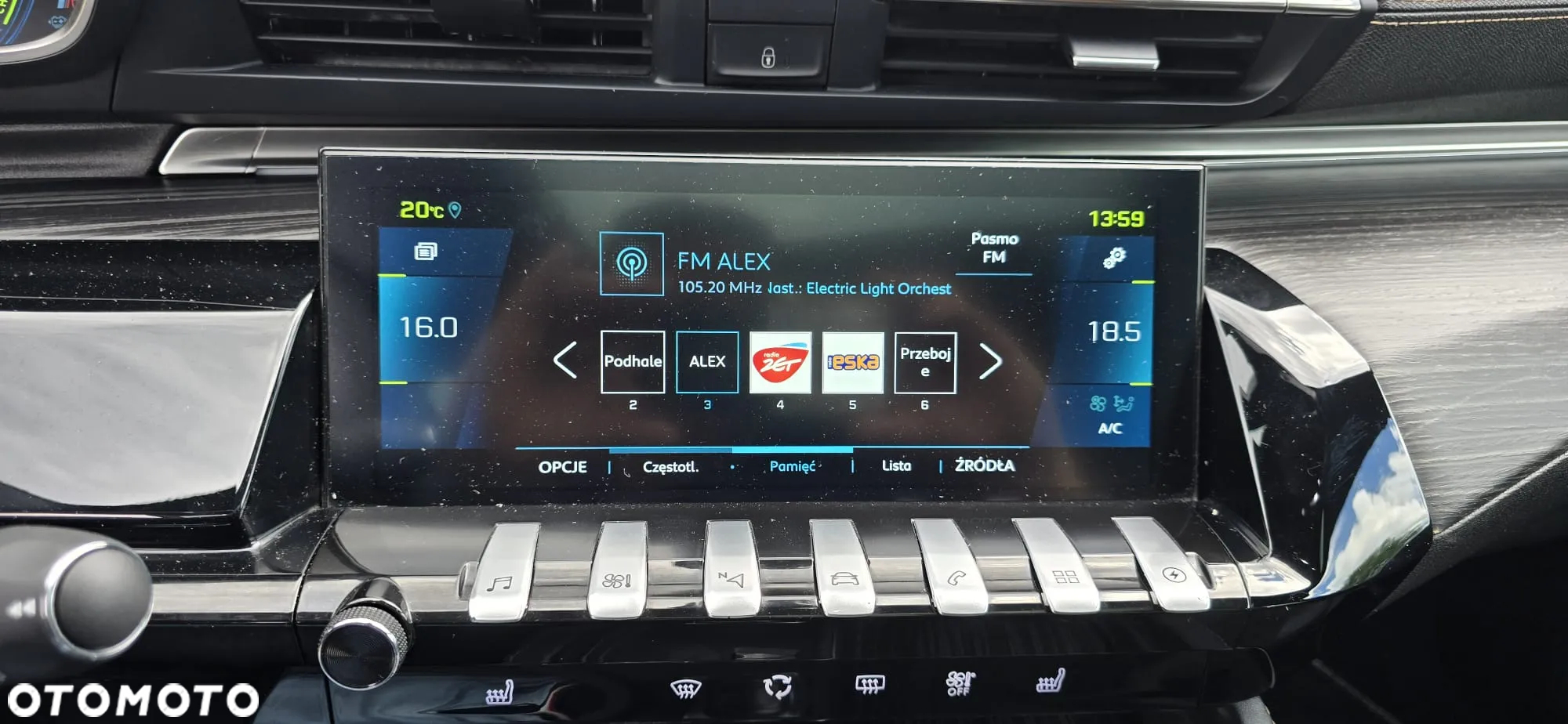 Peugeot 508 SW Plug-In Hybrid 225 e-EAT8 Allure - 21