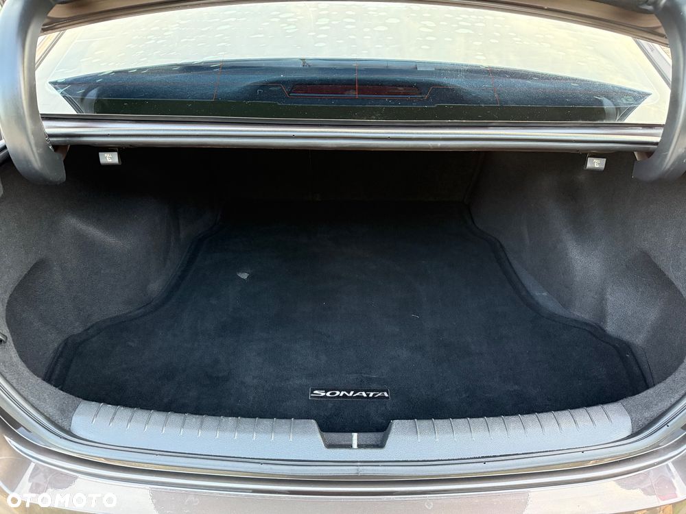 Hyundai Sonata 2.4 SE - 30