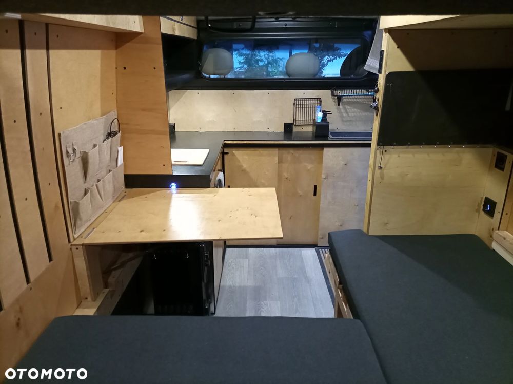Nissan interstar kamper - 14
