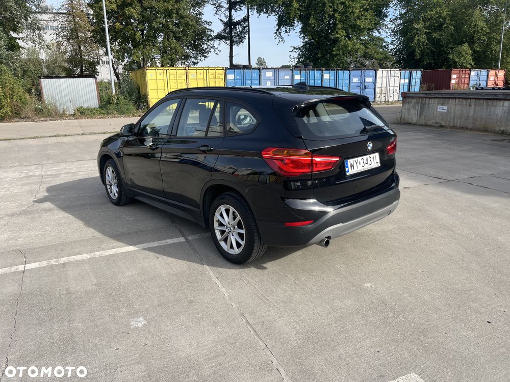 BMW X1 sDrive18i Advantage - 5
