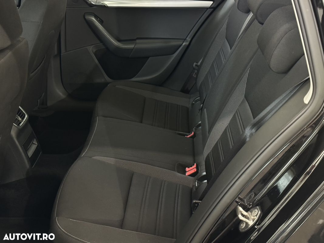 Skoda Octavia Combi Diesel 1.6 TDI DSG Ambition - 11