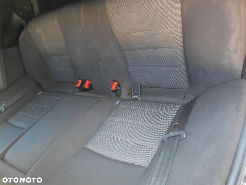 TOYOTA AVENSIS TR D-4D T27 2011-2015R LIFT  KOD LAKIERU 1F7 SILVER 2.0D4D 126KM SILNIK SKRZYNIA BLOTNIK DZWI MASKA KLAPA ZAWIESZENIE LAMPY WTRYSK WTRYSKI LUSTERKA BAK KOLO ZAPASOWE BELKA KLIMATYZACJA - 37