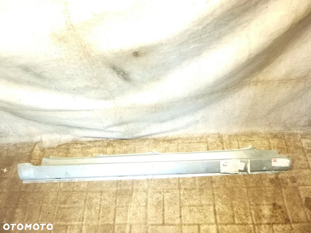 skoda fabia ii 2 próg prawy - 1