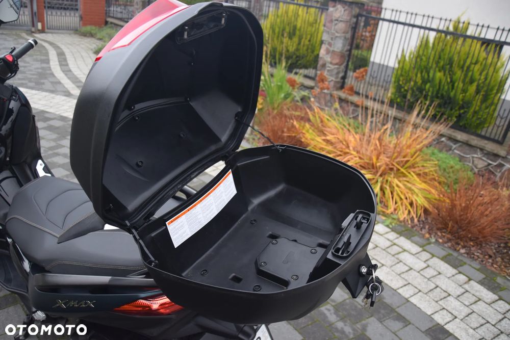 Yamaha X-max - 36