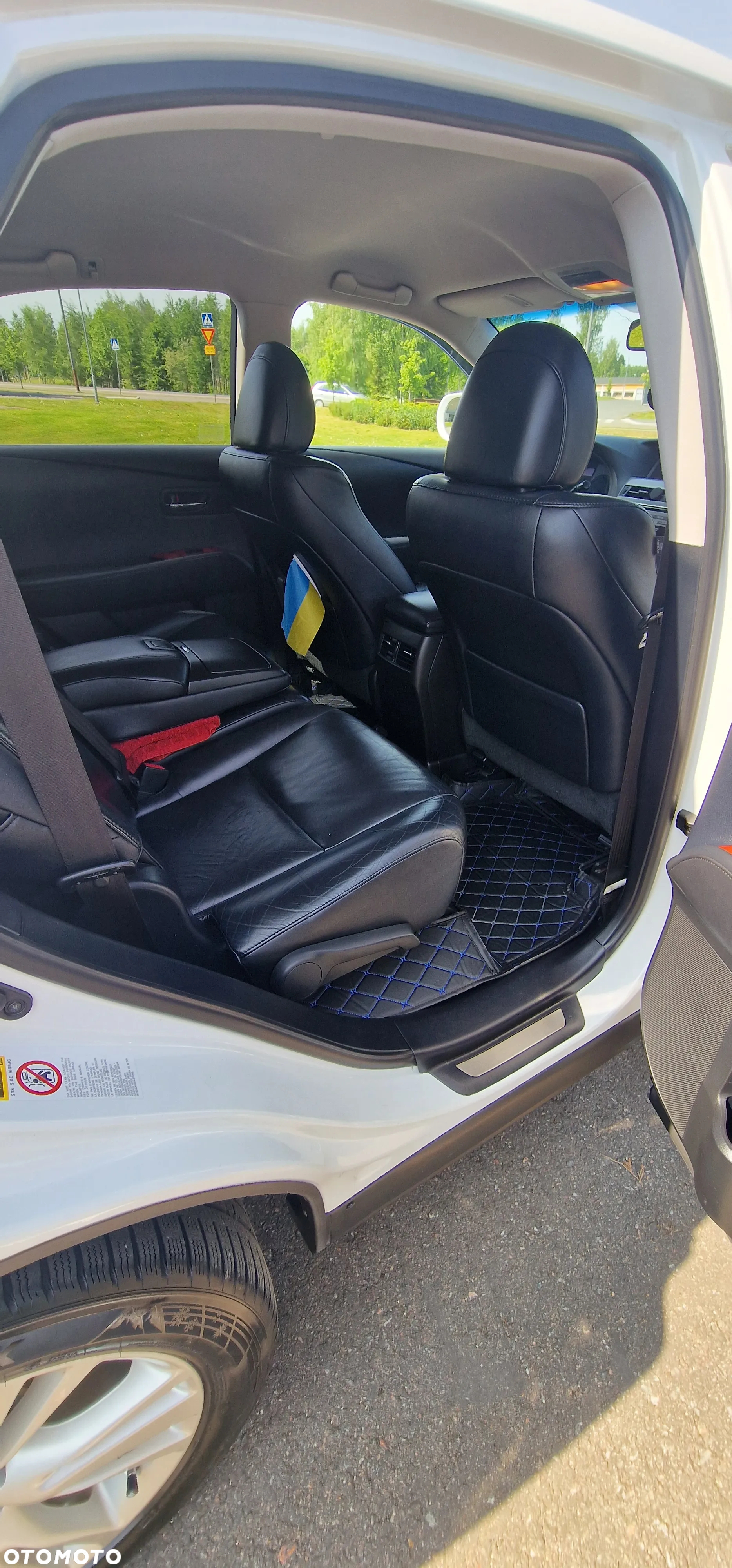 Lexus RX - 6