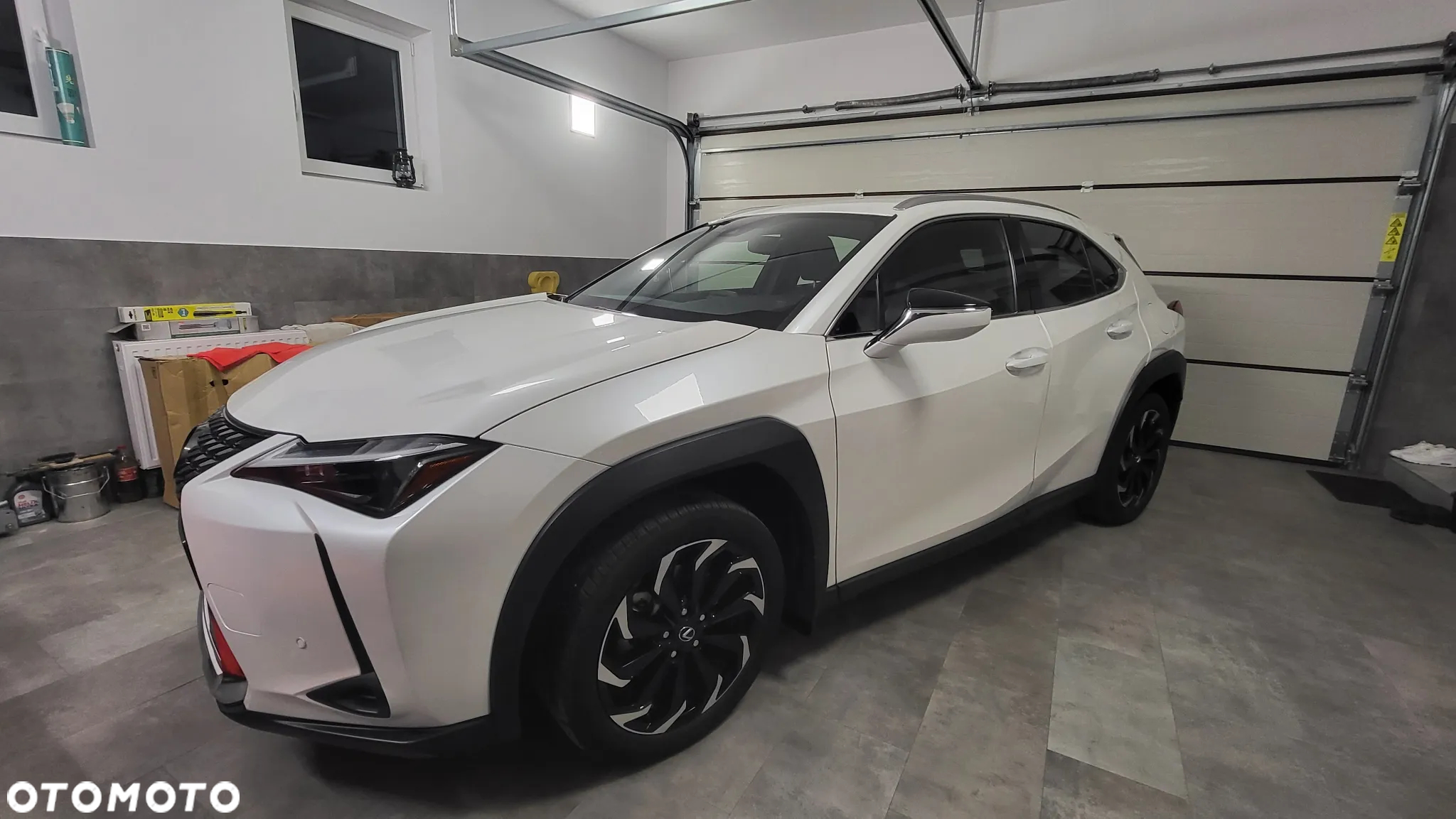 Lexus UX 250h GPF Business AWD - 3