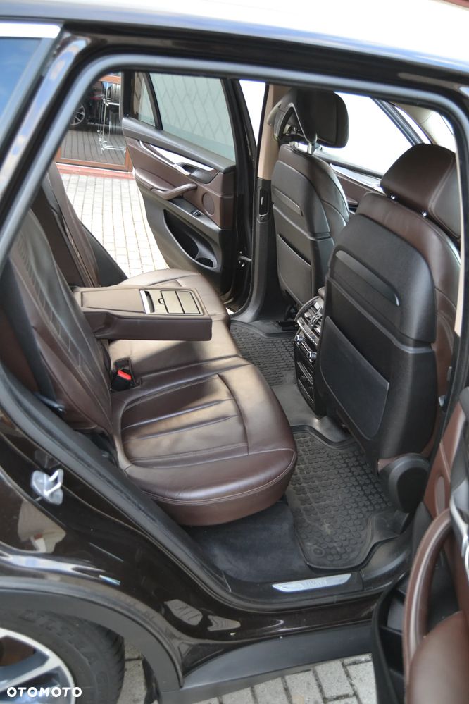 BMW X5 - 25