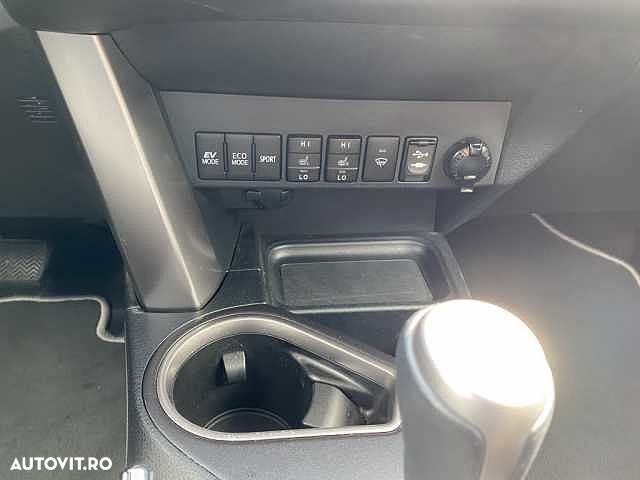 Toyota RAV4 - 14
