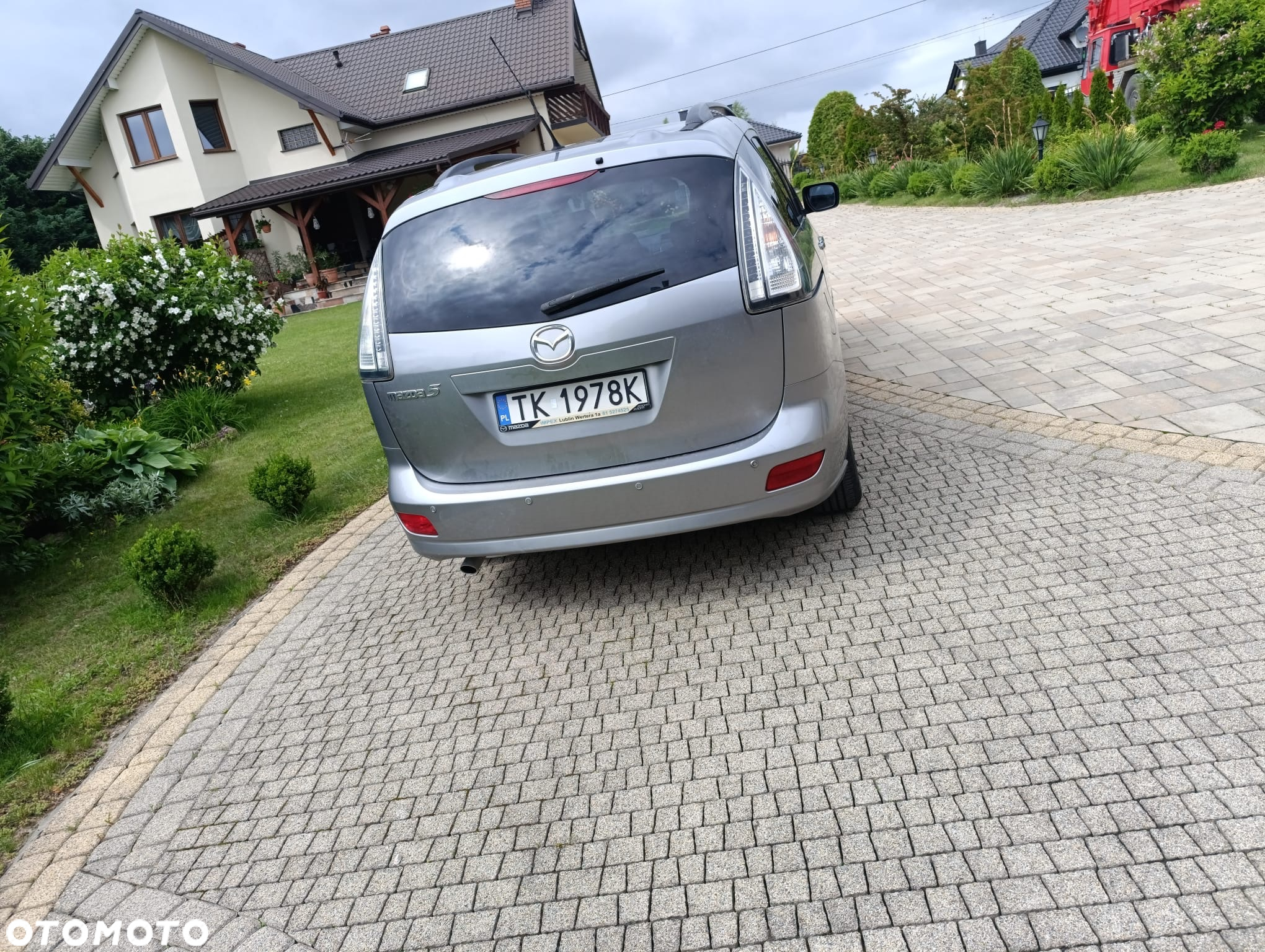 Mazda 5 - 6