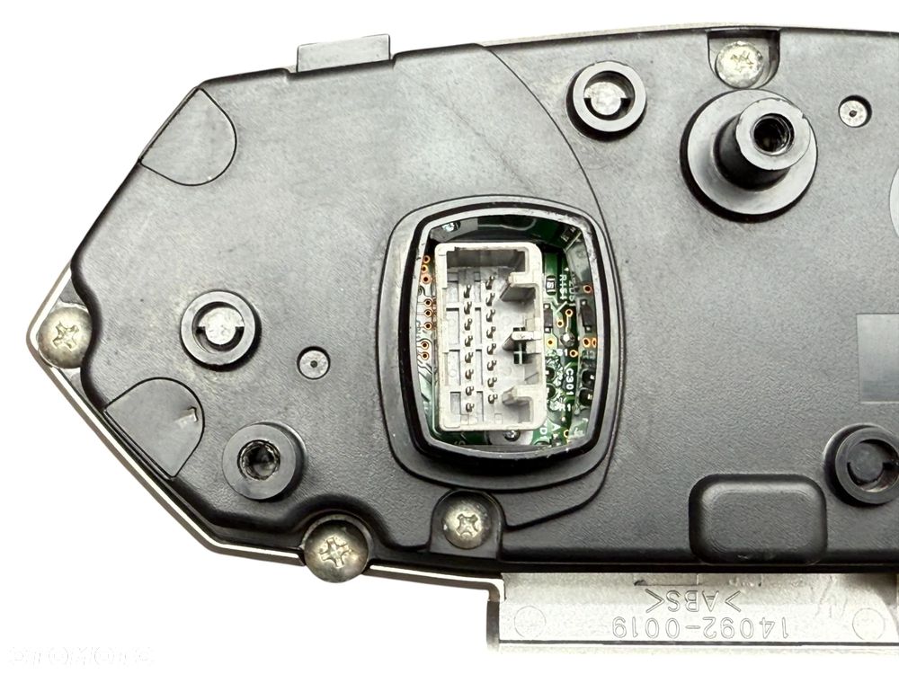 Licznik  Kawasaki Z 1000   Z1000    10-13R - 4