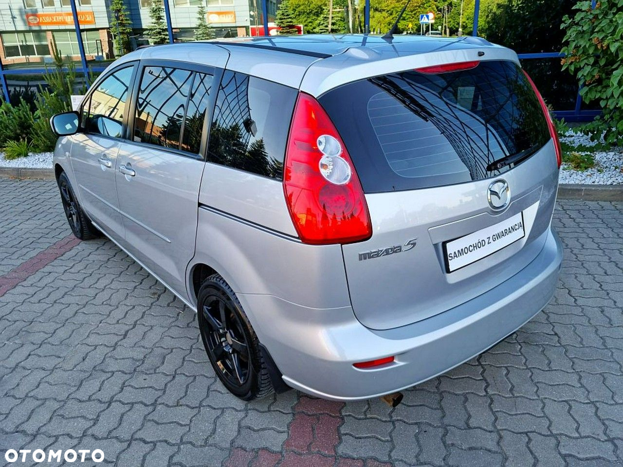 Mazda 5 - 6