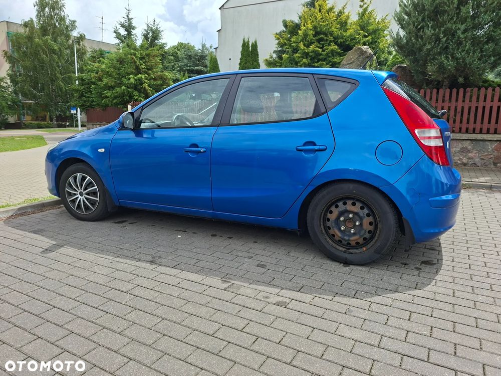 Hyundai i30 1.4 Base - 3