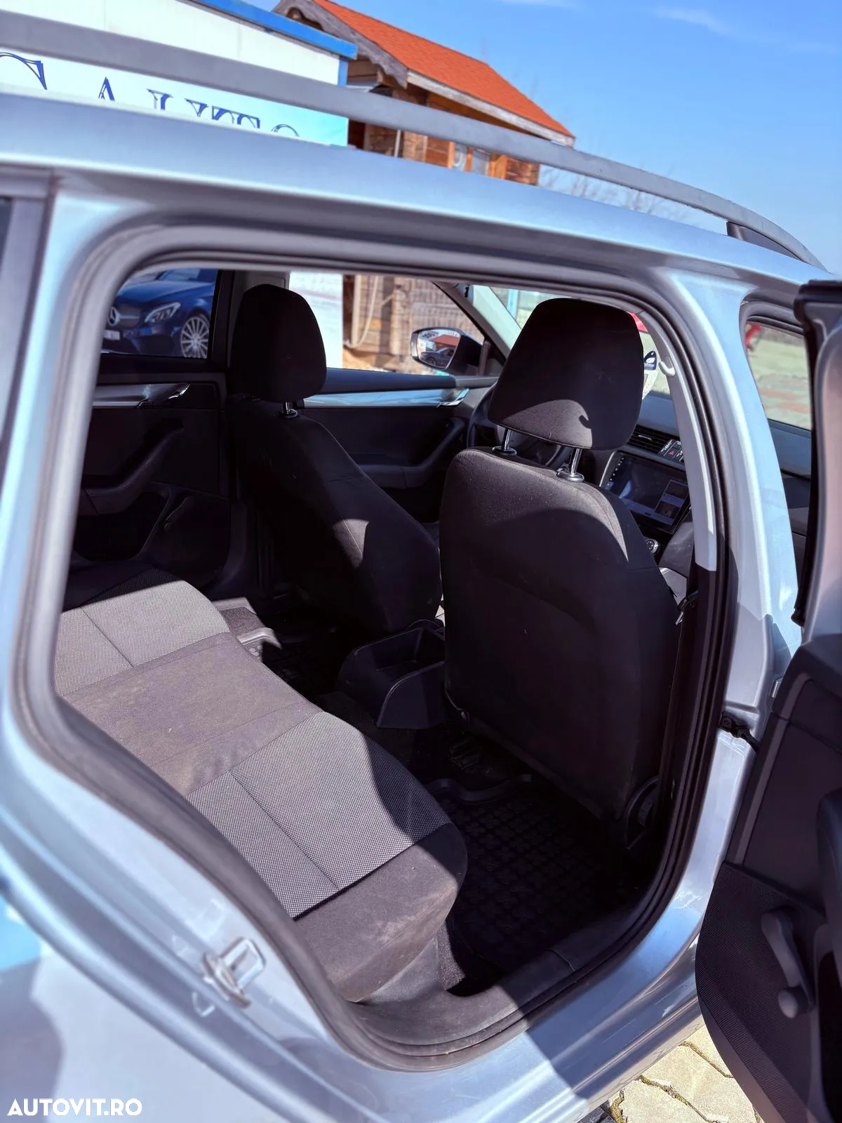 Skoda Octavia 1.6 TDI Ambiente - 8