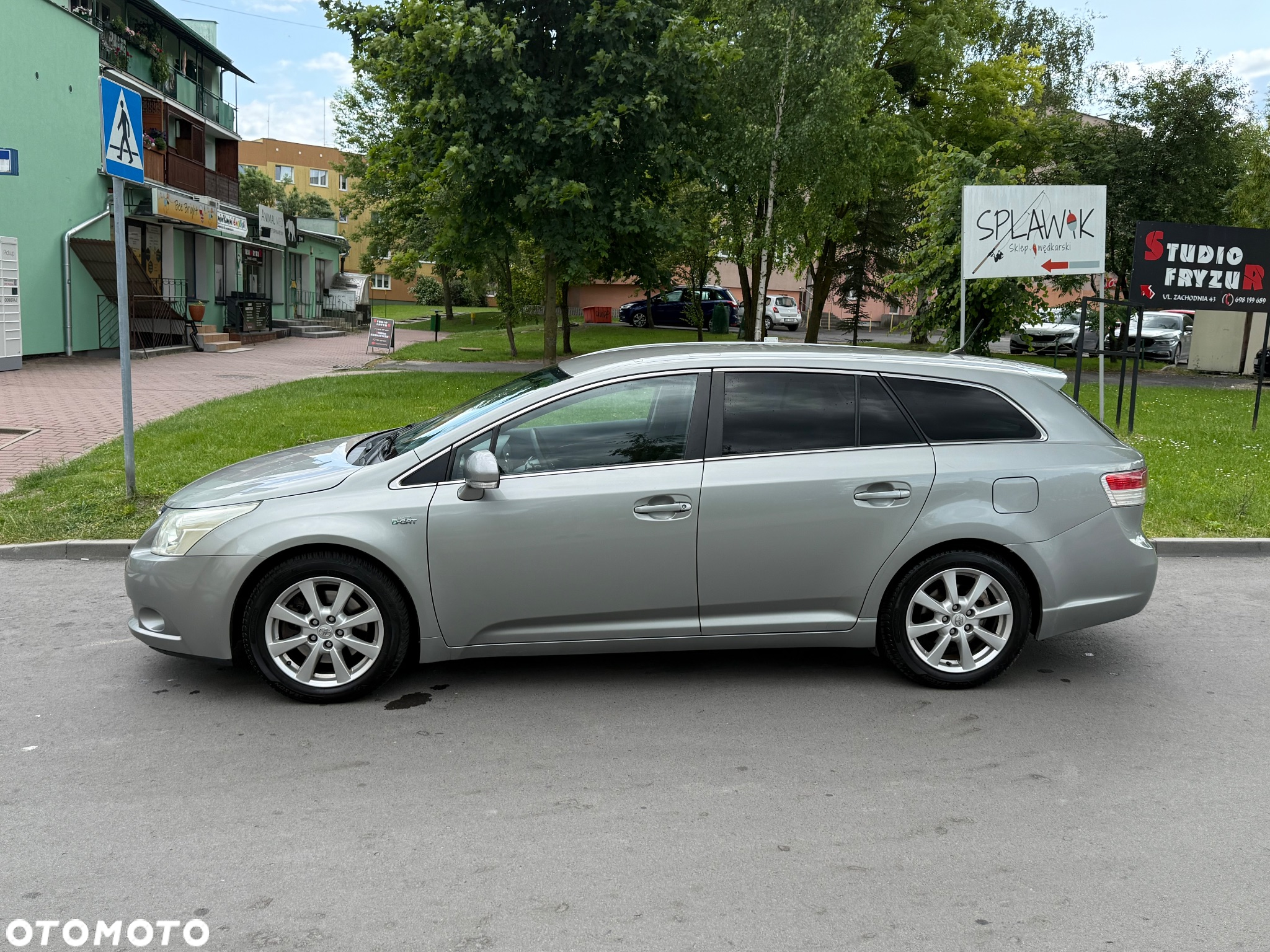 Toyota Avensis 2.2 D-4D Prestige - 4