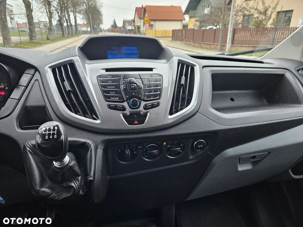 Ford Transit - 17