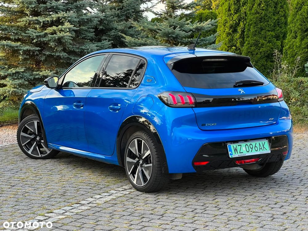 Peugeot 208 GT - 12