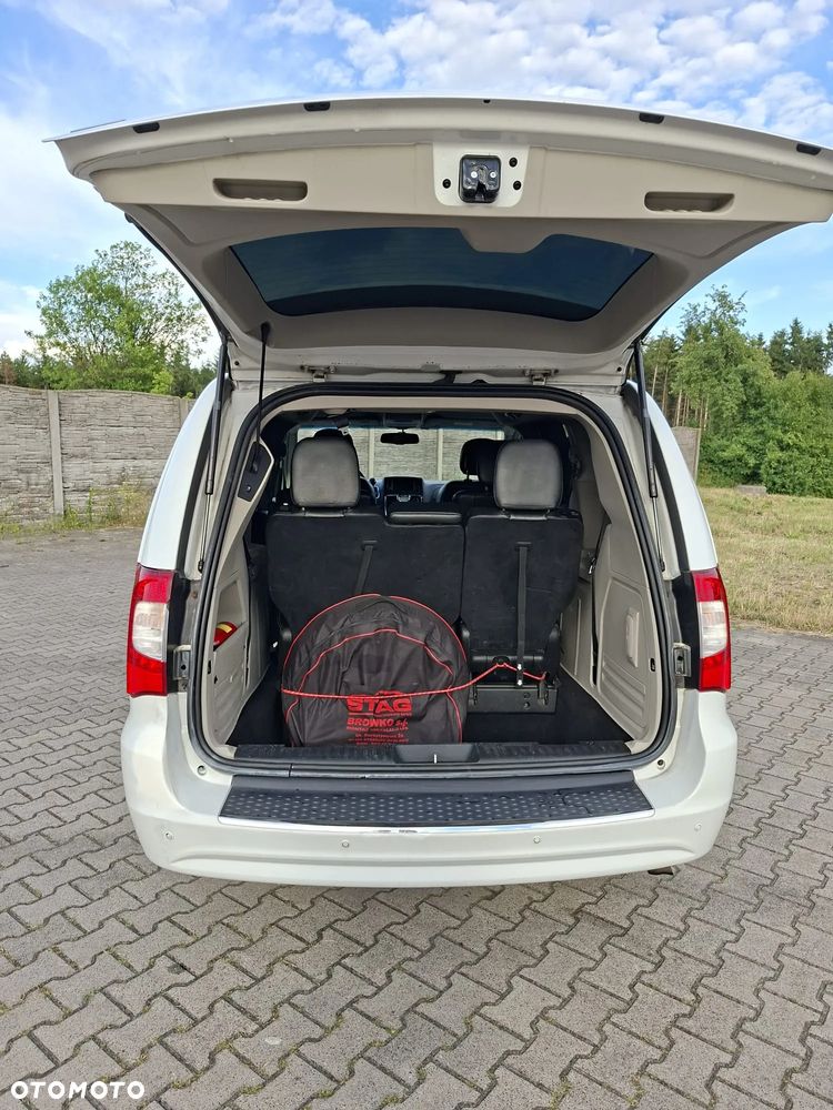 Chrysler Town & Country 3.6 Touring - 5