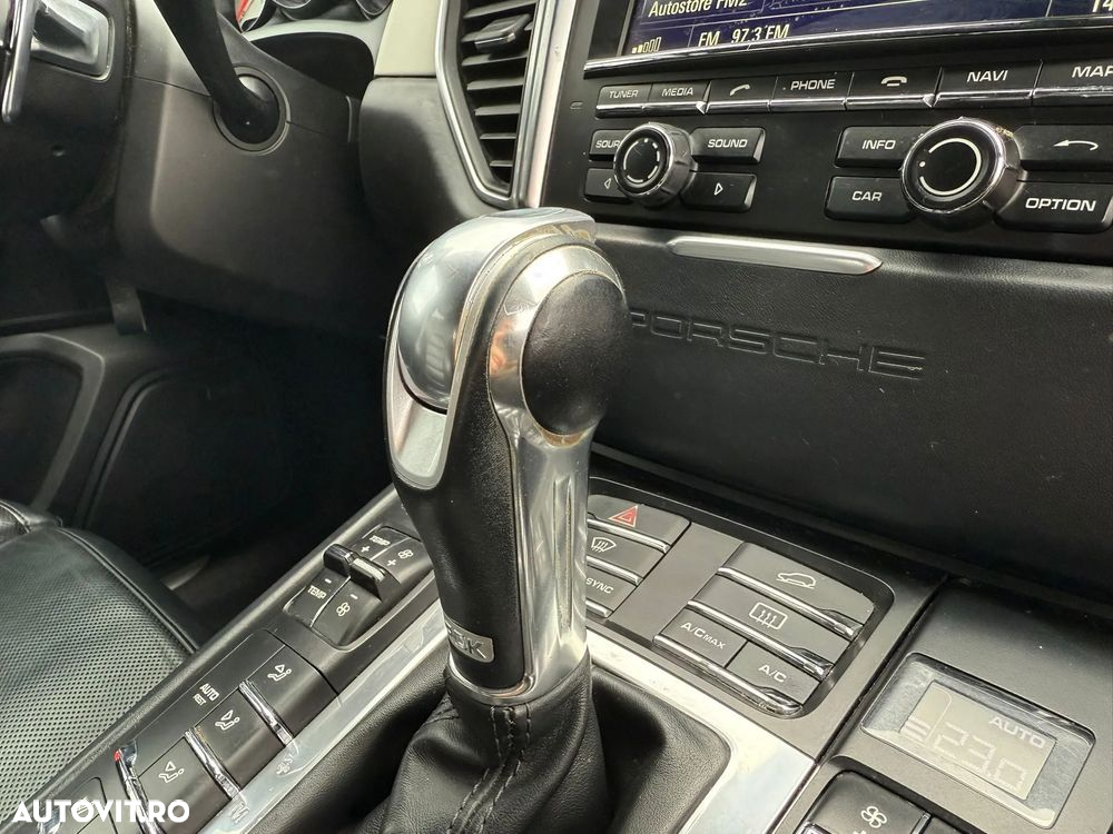 Porsche Macan 3.0 PDK S - 19