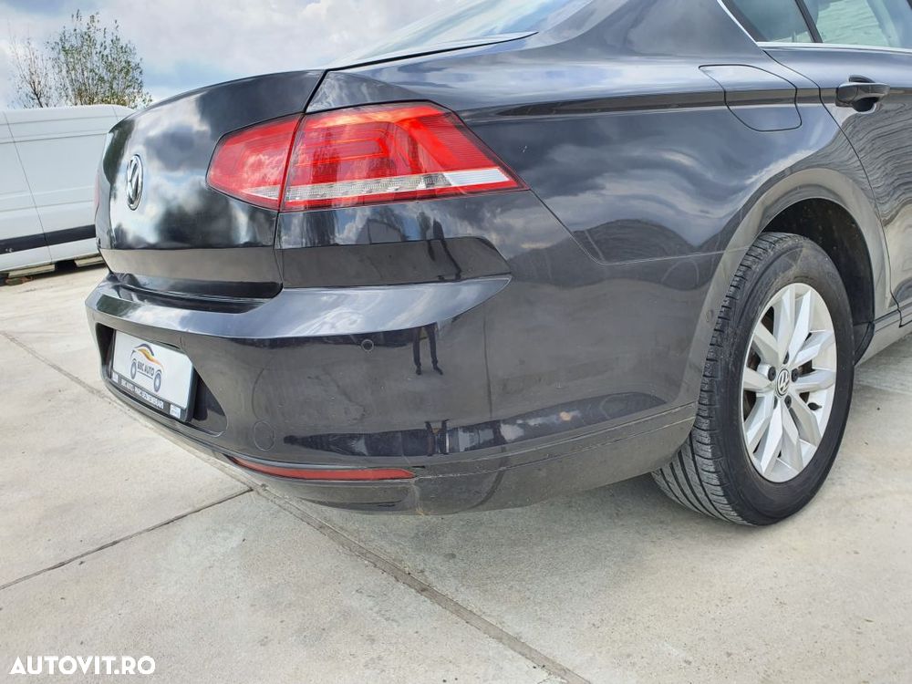BARA SPATE VW PASSAT B8 BERLINA CU SENZORI - 1