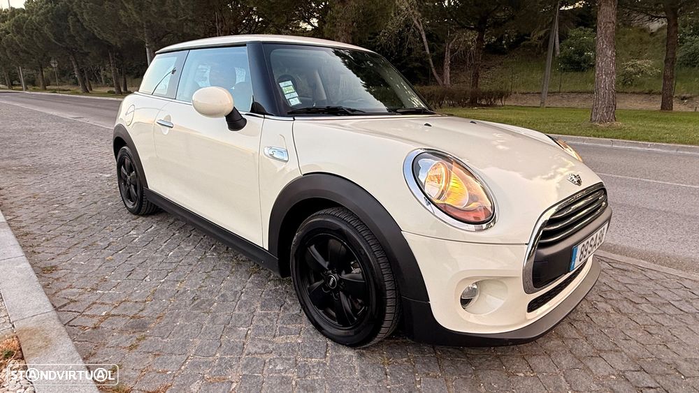 MINI 3 Portas One D - 7