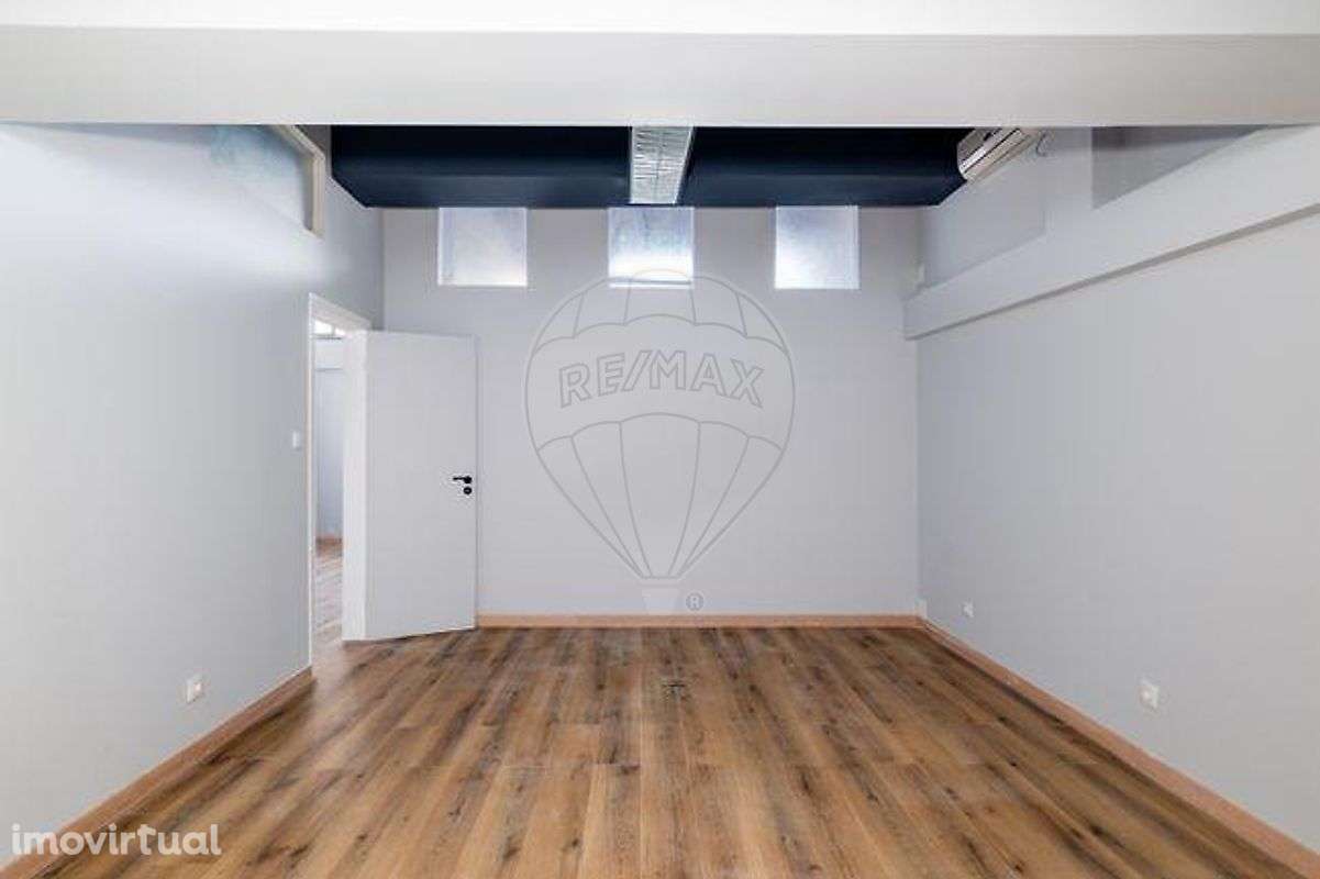 Armazém  para arrendamento - Grande imagem: 5/13