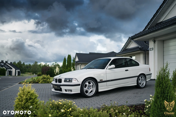 BMW M3 Standard