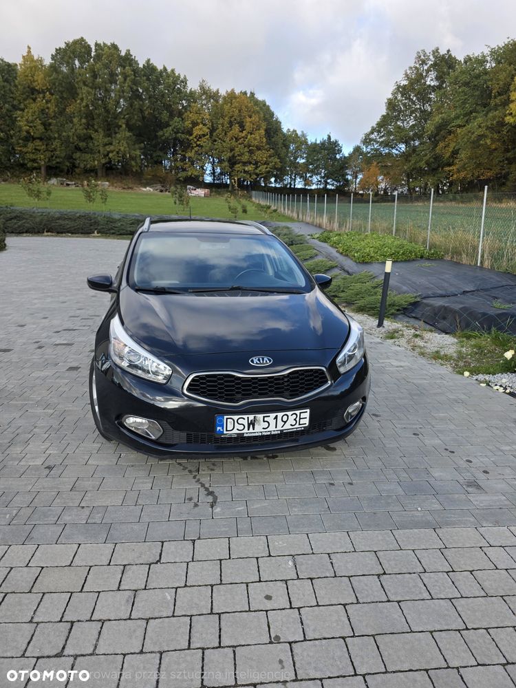 Kia Ceed - 1