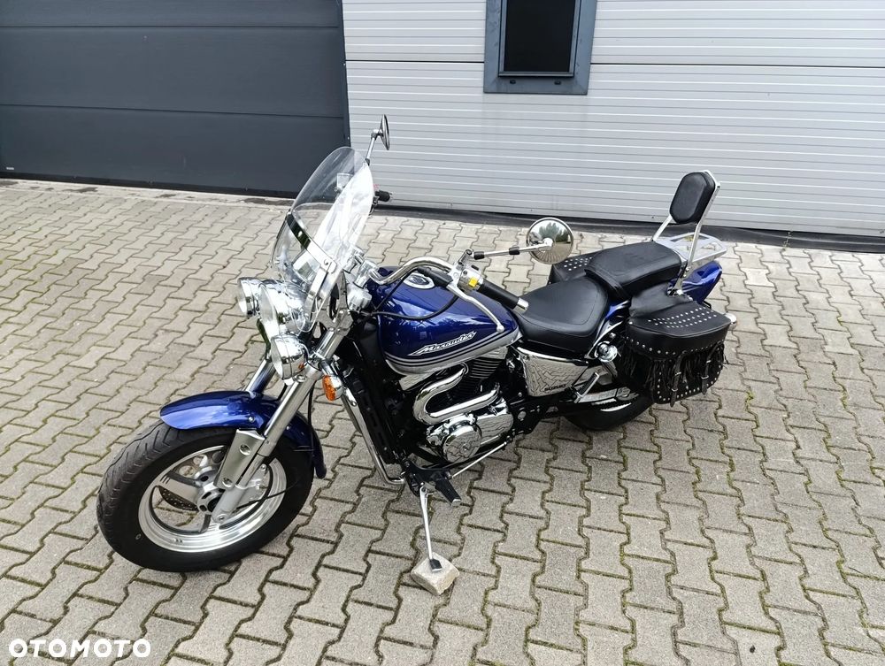 Suzuki Marauder - 16