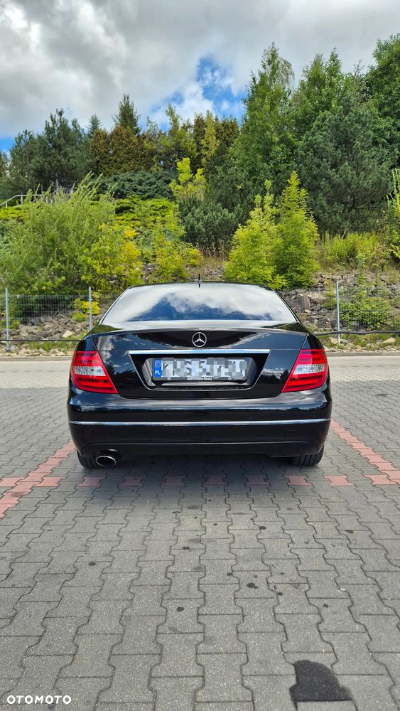 Mercedes-Benz Klasa C 200 (BlueEFFICIENCY) 7G-TRONIC Avantgarde - 5