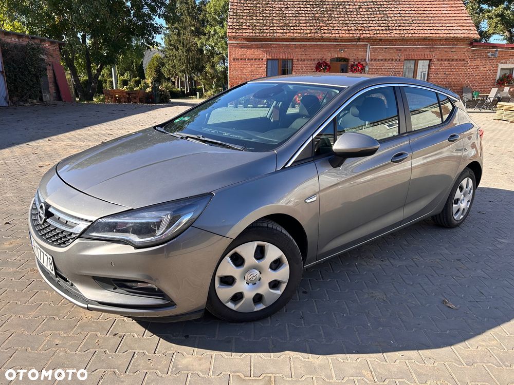 Opel Astra - 1