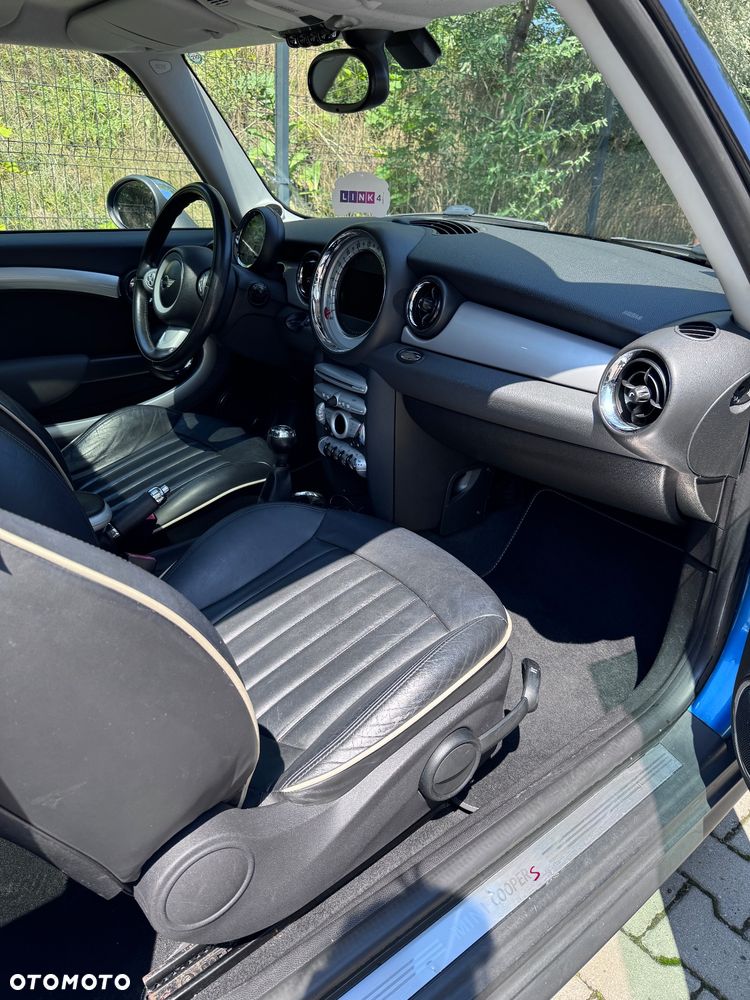 MINI Cooper S Standard - 8