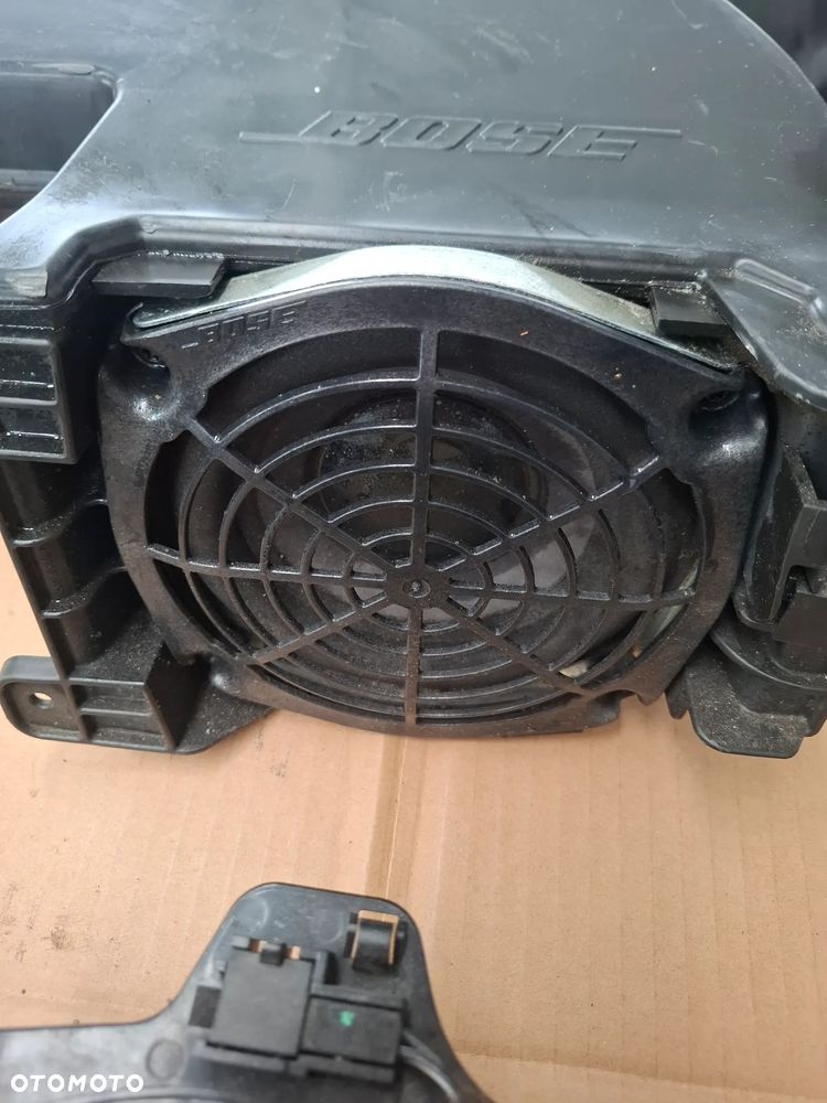 AUDI TT 8J SUBUFER GLOSNIKI BOSE - 4