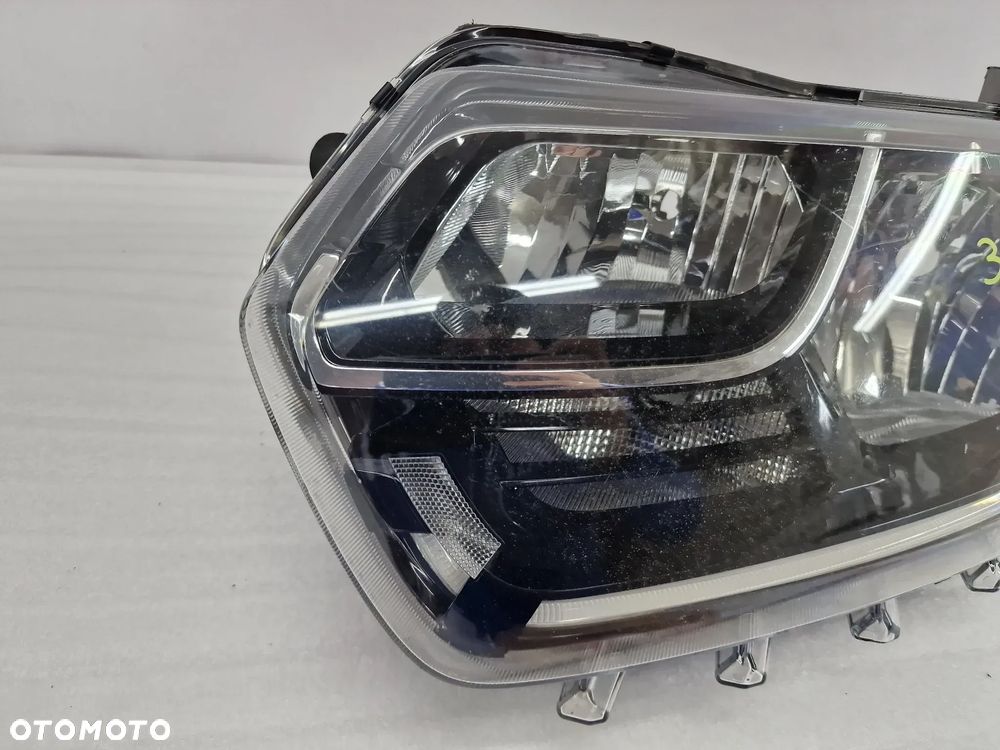 DACIA DUSTER II 17- LEWA LAMPA PRZEDNIA PRZÓD LED , NR 260609367R , NR AUKCJI LA326 - 5