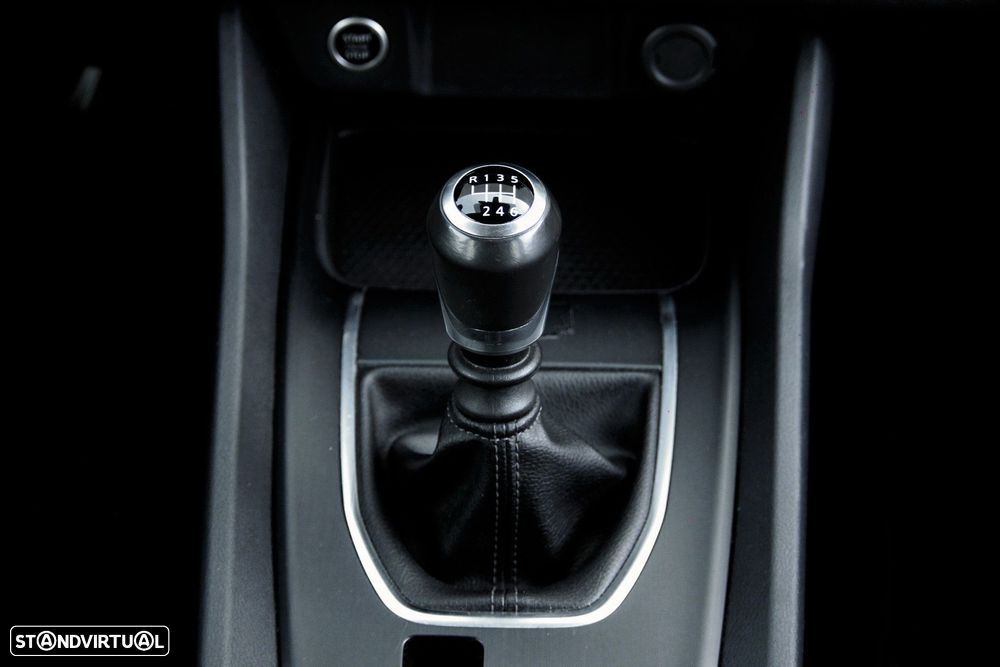 Nissan Qashqai 1.3 DIG-T Acenta - 25