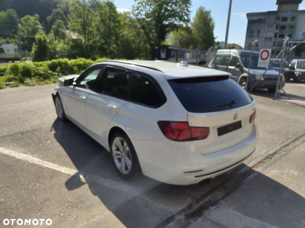 BMW Seria 3 320d Edition Luxury Line Purity - 2