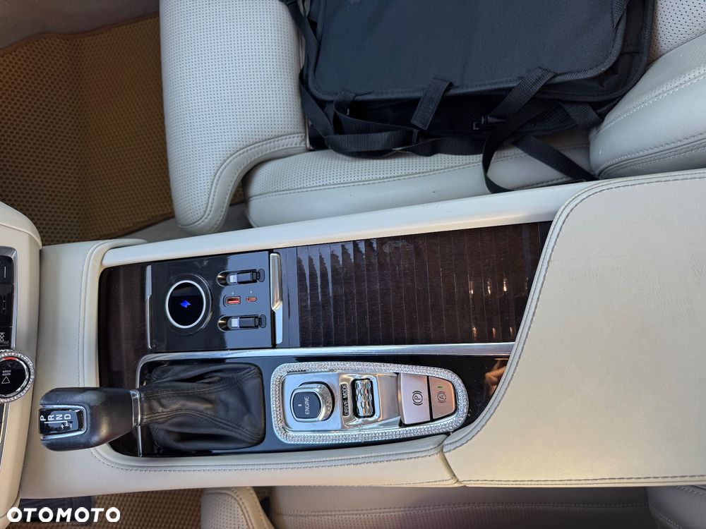 Volvo V90 D4 Inscription - 9