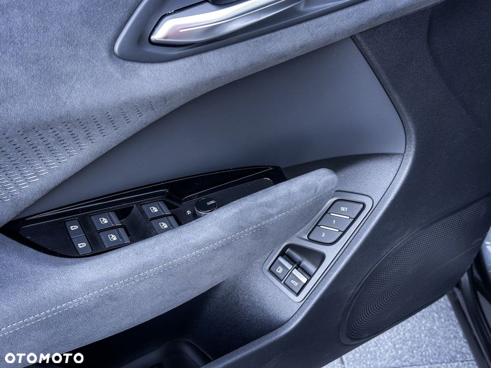 Audi Q3 Sportback - 15