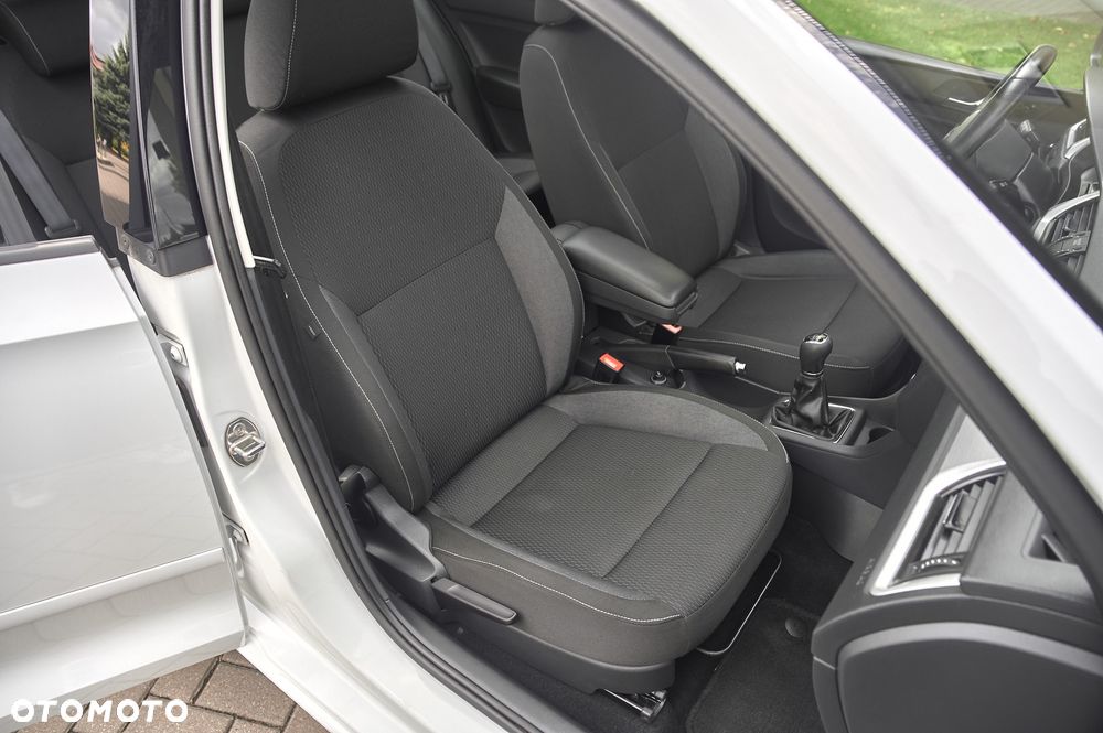 Skoda RAPID - 30