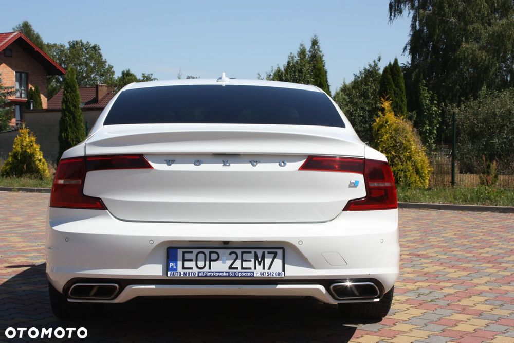 Volvo S90 D4 R-Design - 24