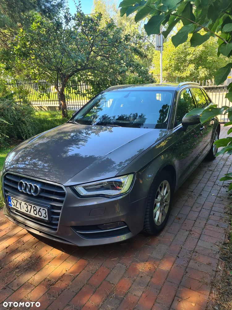Audi A3 Sportback 1.4 TFSI Attraction - 1