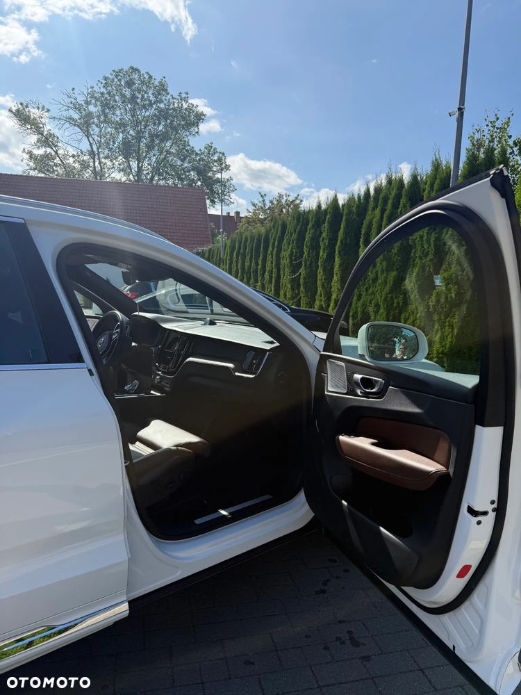 Volvo XC 60 B4 D Inscription - 3