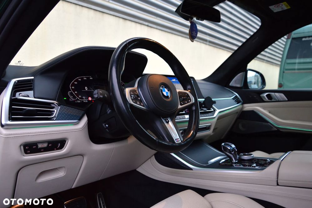 BMW X7 - 15