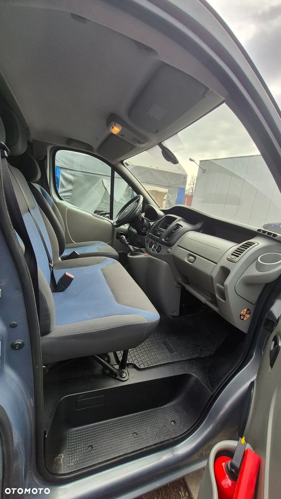 Renault Trafic - 8