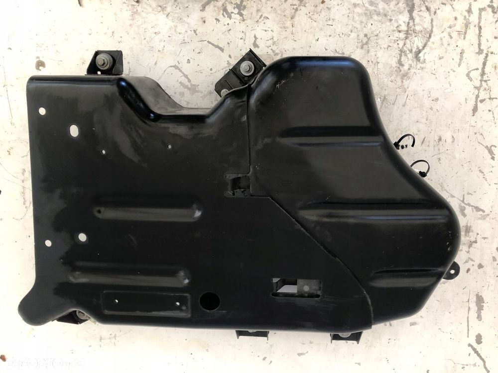 LAND ROVER DISCOVERY V 5 OSŁONA BAKU ADBLUE - 2